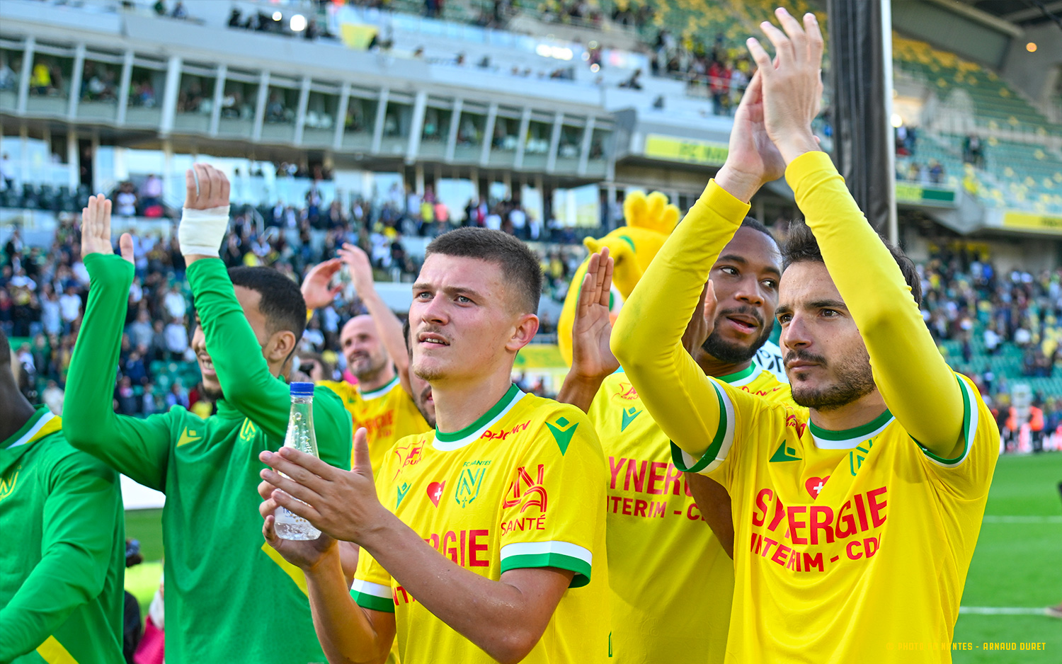 Fc Nantes Fc Nantes Stade Brestois Un Jour La Beaujoire