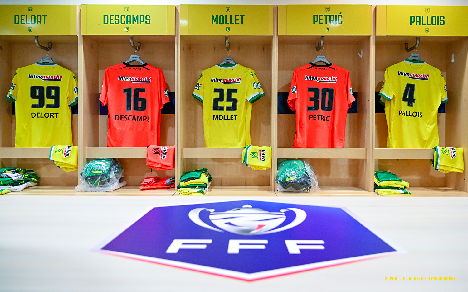 FC Nantes FC Nantes Olympique Lyonnais La Composition Nantaise