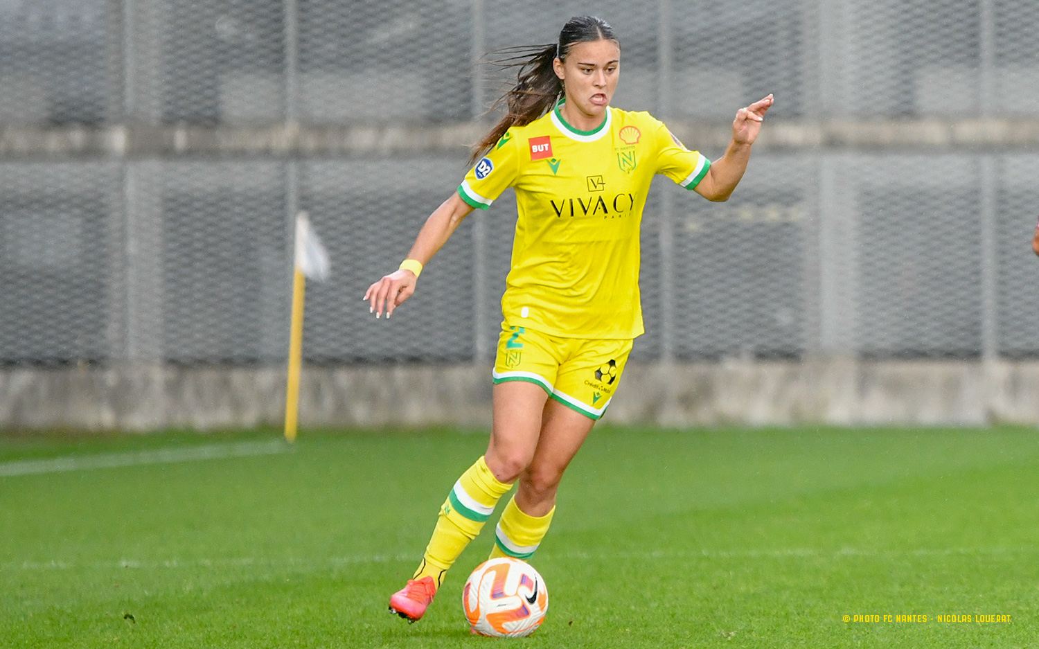 Fc Nantes Canarie Du Mois By Cr Dit Mutuel Lise Bonet Lue En