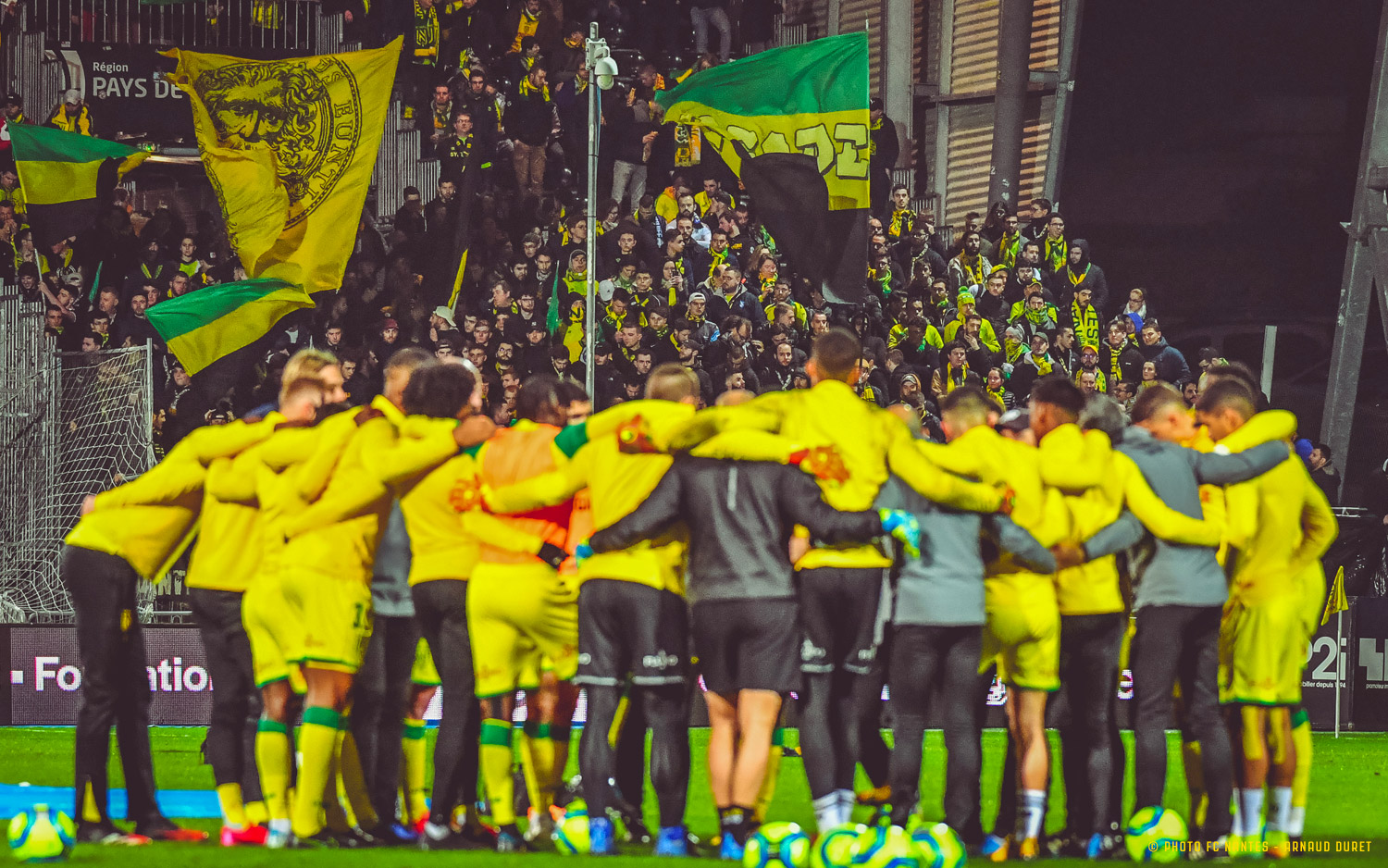 FC Nantes | UN MATCH, UNE IMAGE - 11812 Km Pour Nous Encourager