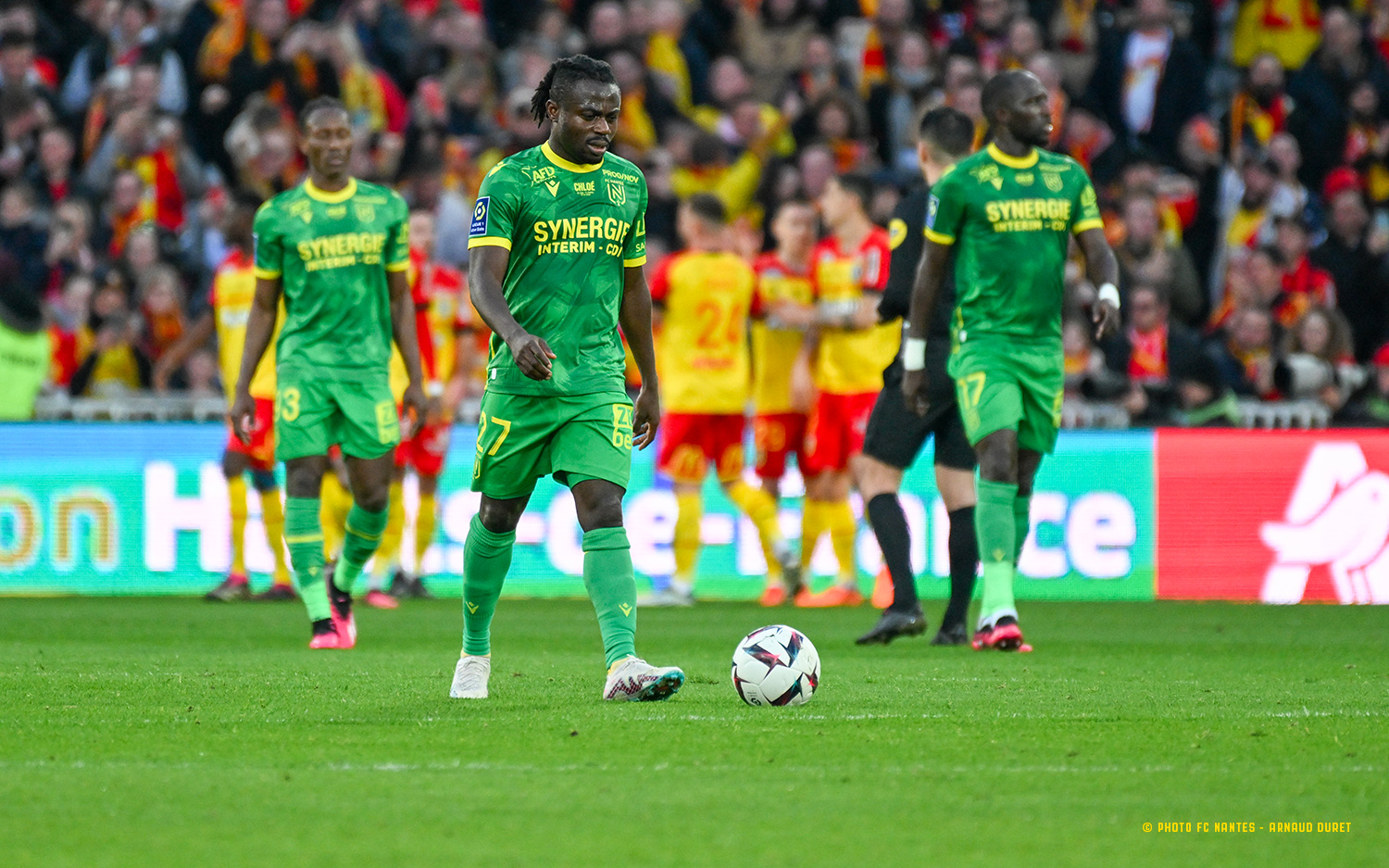 Fc Nantes Rc Lens Fc Nantes 3 1 Les Jaune Et Vert Sinclinent à